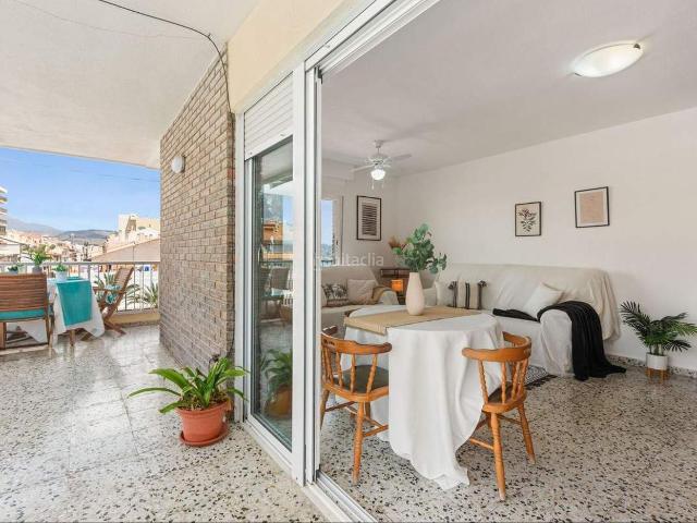Apartamento en venta en Campello el, Campello Playa. En el precioso pueblo costero de El Campello Alicante, en primera línea de mar, se encuentra este singular apartamento esquinero e. Apartamentos.