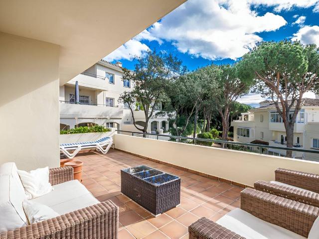 Apartamento en Venta en Cabopino Artola