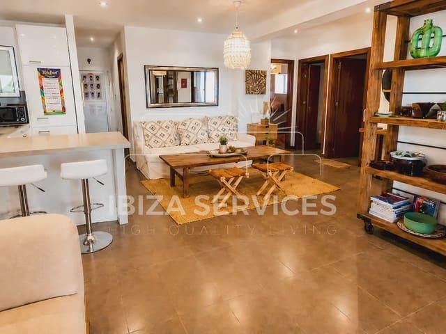 Apartamento en venta en Cala Tarida, Ibiza