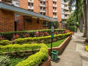 Apartamento En Venta En Cali En Ciudad Jardin V246675