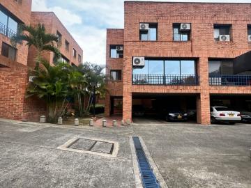 Apartamento En Venta En Cali En El Ingenio I V72311