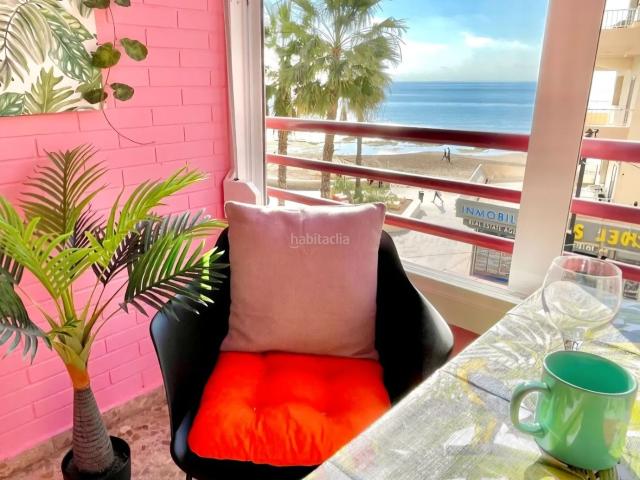 Apartamento en venta en Calp, Pueblo. Apartamento con 1 dormitorio y vistas al mar en Calpe, Costa Blanca. Vistas al paseo marítimo, la playa y el mar. Excelente invers. Apartamentos.