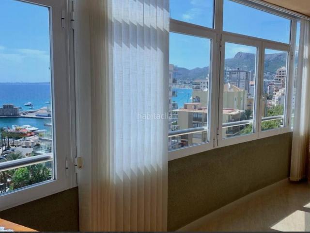 Apartamento en venta en Calp, Puerto. Acogedor apartamento con vistas al mar y al Peñón de Ifach en una de las mejores zonas de Calpe. Apartamentos.