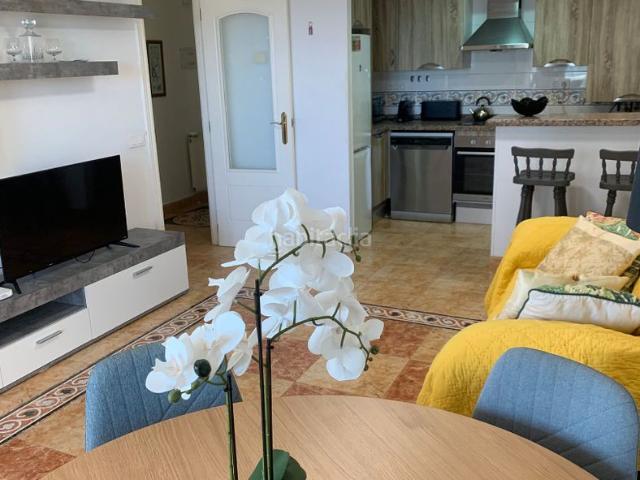 Apartamento en venta en Calp, Playa Arenal Bol. Precioso apartamento cerca de la playa y con vistas al mar. Apartamentos.