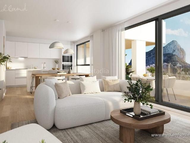 Apartamento en venta en Calp, Zona Levante Playa Fossa. Apartamento de 3 dormitorios con vistas al mar, a menos de 500 m de la playa en Calpe. Apartamentos.