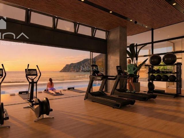 Apartamento en venta en Calp, Zona Levante Playa Fossa. Azure Icons Calpe Apartamentos de lujo frente al mar en la única obra nueva actualmente en primera línea de playa en Calpe. Apartamentos.