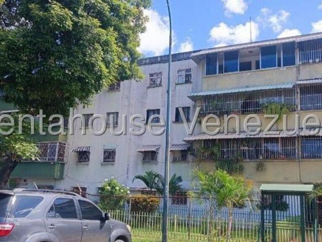 Apartamento en Venta en Caracas coche Distrito Federal 101 m2. 3 hab