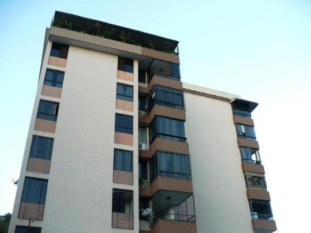 Apartamento en Venta en Caracas El Marques Distrito Federal 83 m2. 3 hab