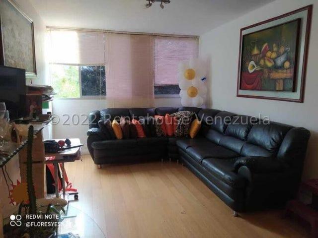 Apartamento en Venta en Caracas La Bonita Distrito Federal 81 m2. 3 hab