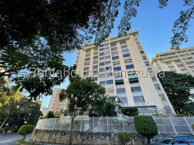 Apartamento en Venta en Caracas La Urbina Distrito Federal 119 m2. 4 hab