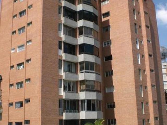 Apartamento en Venta en Caracas Los Naranjos del Cafetal Distrito Federal 110 m2. 3 hab