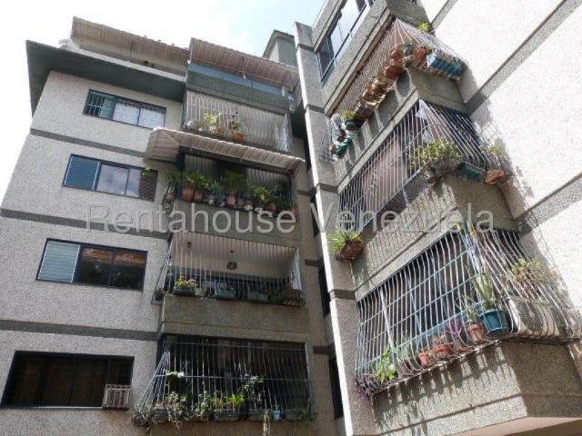Apartamento en Venta en Caracas Santa Eduvigis Distrito Federal 128 m2. 3 hab