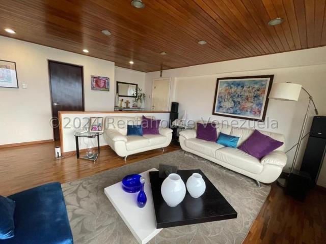 Apartamento en Venta en Caracas Santa Ines Distrito Federal 172 m2. 4 hab