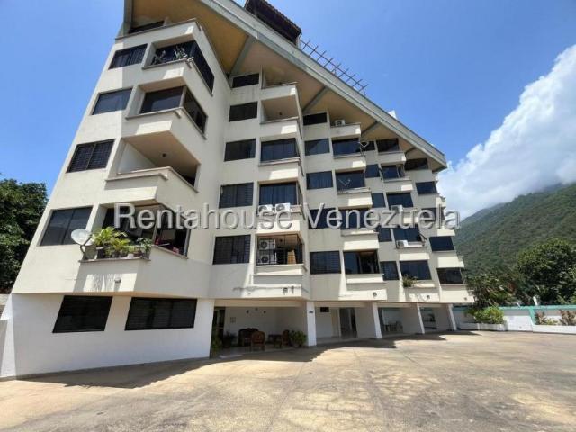 Apartamento en Venta en Caraballeda Tanaguarenas Vargas 75 m2. 2 hab