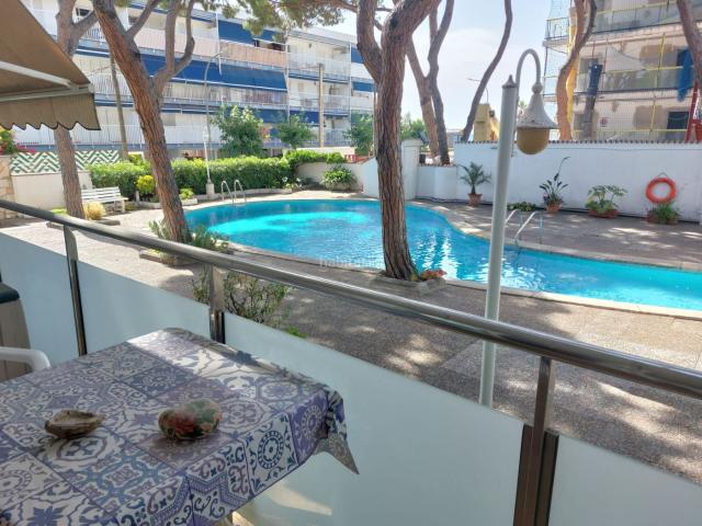 Apartamento en venta en Castelldefels, La Pineda. PISO VENTA CASTELLDEFELS. Apartamentos.