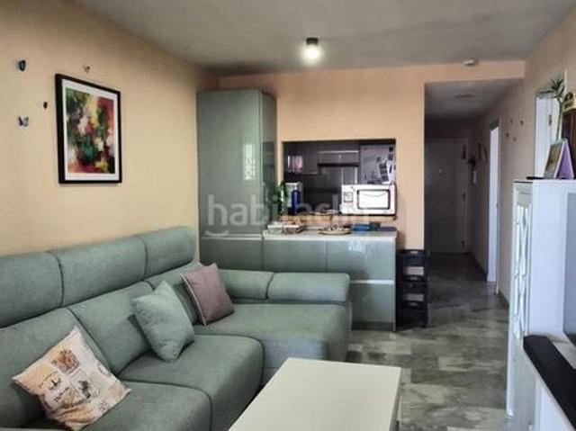Apartamento en venta en Casares, Doña Julia Golf. Piso con gran patio y espectaculares vistas al mar en Urbanización Hacienda Casares. Una fantasia a tu alcance. Apartamentos.