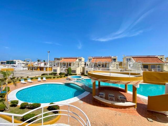 Apartamento en Venta en Chichiriviche Falcón 70 m2. 3 hab