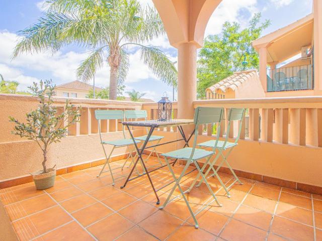 Apartamento en venta en Chiclana de la Frontera, Los Gallos. APARTAMENTO EN RESIDENCIAL AL ANDALUS CON LICENCIA TURISTICA. Apartamentos Chiclana de la.