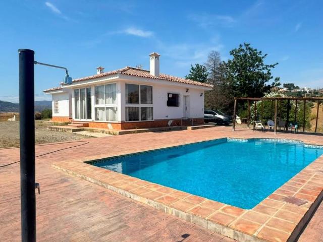 Apartamento en venta en Coín Málaga
