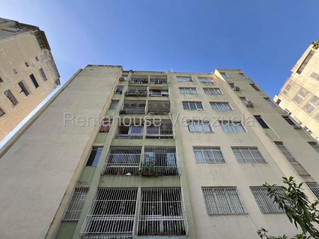 Apartamento en Venta en Colinas de La California, Caracas
