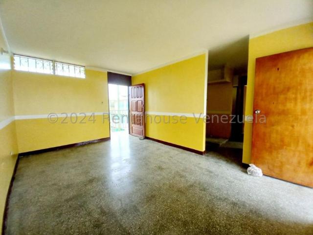 Apartamento en Venta en Coro Falcón 62 m2. 3 hab