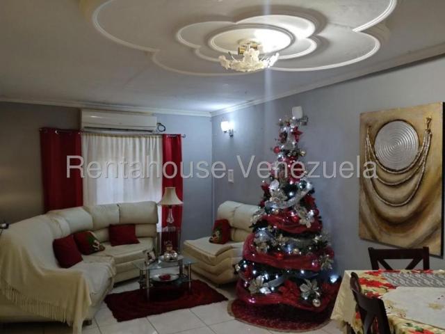 Apartamento en Venta en Coro Falcón 64 m2. 3 hab