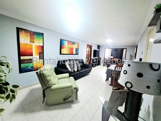 Apartamento en Venta en Coro Falcón 94 m2. 3 hab