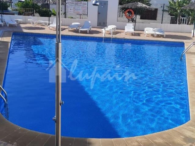 Apartamento en venta en Costa del Silencio, Tenerife