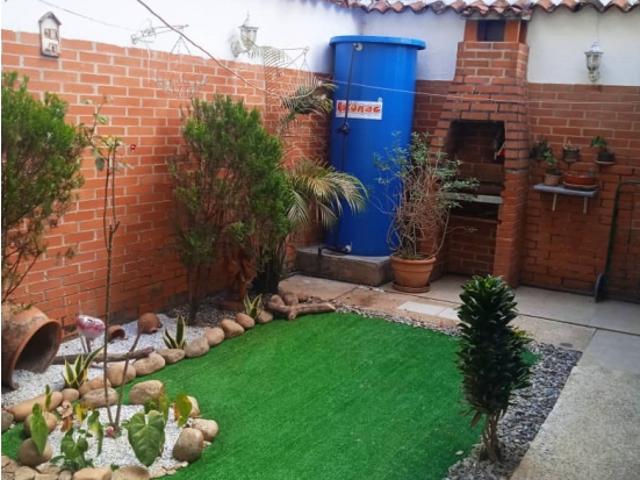 Apartamento en Venta en Cumbres de Curumo