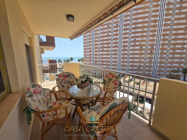 APARTAMENTO EN VENTA EN CULLERA – GRAN TERRAZA CON VISTAS AL CASTILLO Y AL MAR – 167.000 €