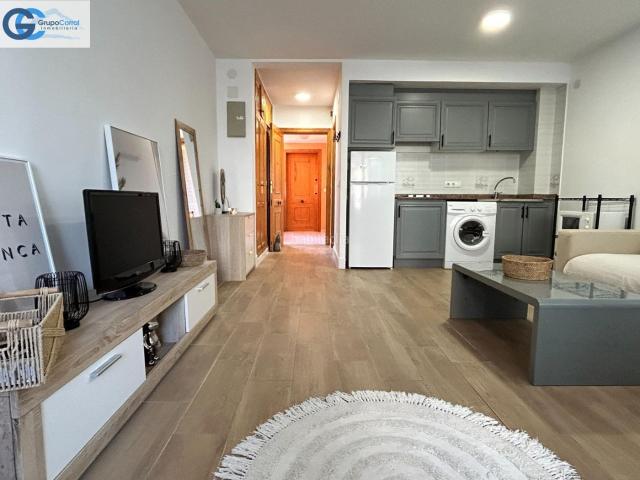 Apartamento en venta en Daimús. Apartamento totalmente reformado en la Playa de Daimús. Apartamentos.