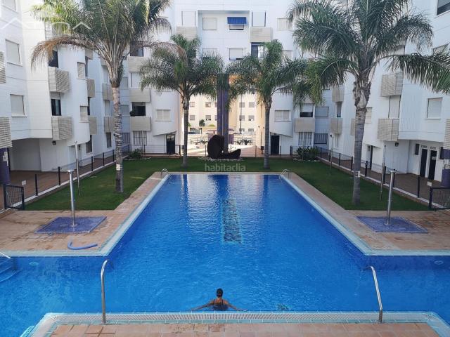 Apartamento en venta en Daimús. Exclusivo apartamento con vistas al mar en la playa de Daimús. Apartamentos.
