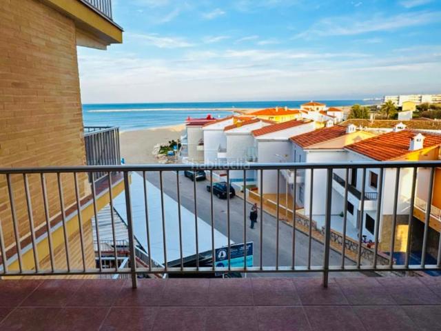 Apartamento en venta en Dénia, L'Almadrava L'Estanyó. NUEVO APARTAMENTO EN VENTA EN DÉNIA, EN PRIMERA LÍNEA DE PLAYA, EN LES DEVESES!. Apartamentos.