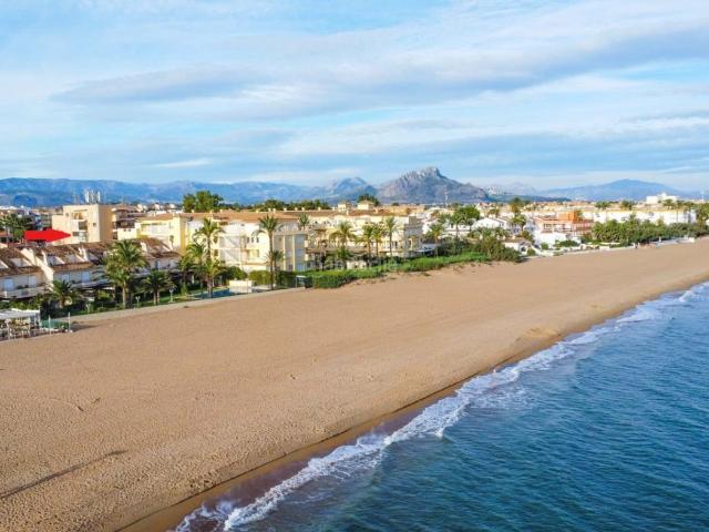 Apartamento en venta en Dénia, Les Bassetes El Marjal. Apartamentos.