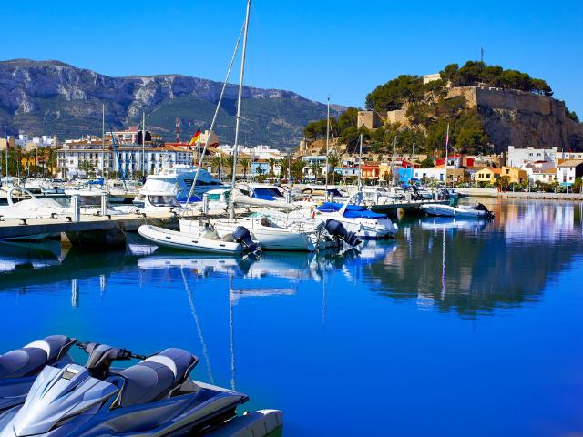 Apartamento en venta en Dénia, Les Bassetes El Marjal. Bienvenido a la armonía perfecta entre la serenidad del mar y la comodidad moderna.nbspTe presentamos los últimos apartamentos de. Apartamentos.