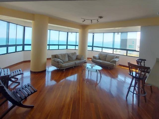 Apartamento en Venta en Diego Bautista Urbaneja LECHERIA Anzoátegui 228 m2. 5 hab