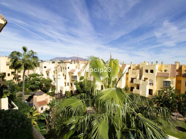 Apartamento en Venta en Duquesa, La Málaga