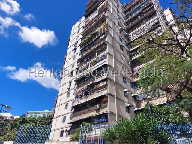 Apartamento en Venta en El Valle, Caracas