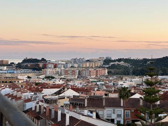 Apartamento en Venta en El Faro de Calaburra Chaparral