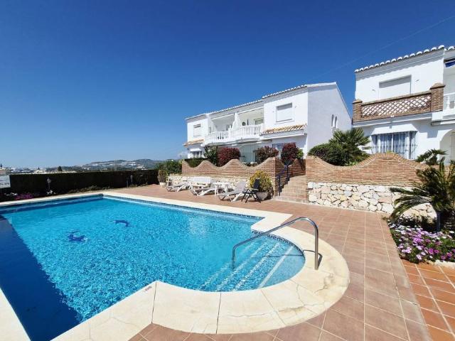 Apartamento en Venta en El Faro de Calaburra Chaparral