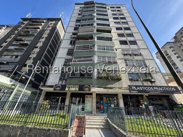 Apartamento en Venta en El Marques, Caracas