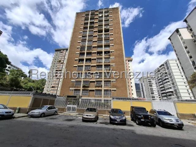 Apartamento en Venta en El Marques, Caracas