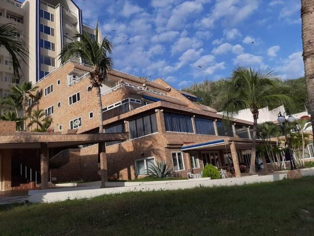 Apartamento en Venta en El Morro, Margarita