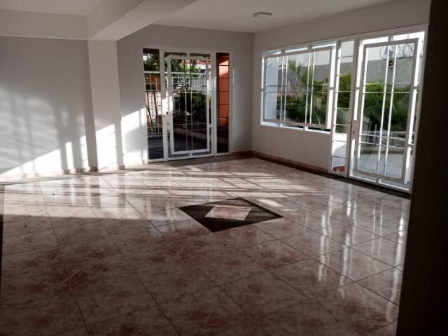 Apartamento en Venta en El Paraíso Municipio Libertador Distrito Federal 92 m2. 2 hab