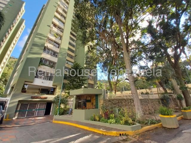 Apartamento en Venta en El Paraiso, Caracas