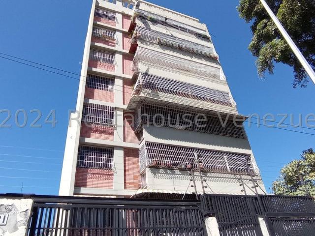 Apartamento en Venta en El Paraiso, Caracas