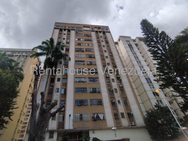 Apartamento en Venta en El Paraiso, Caracas