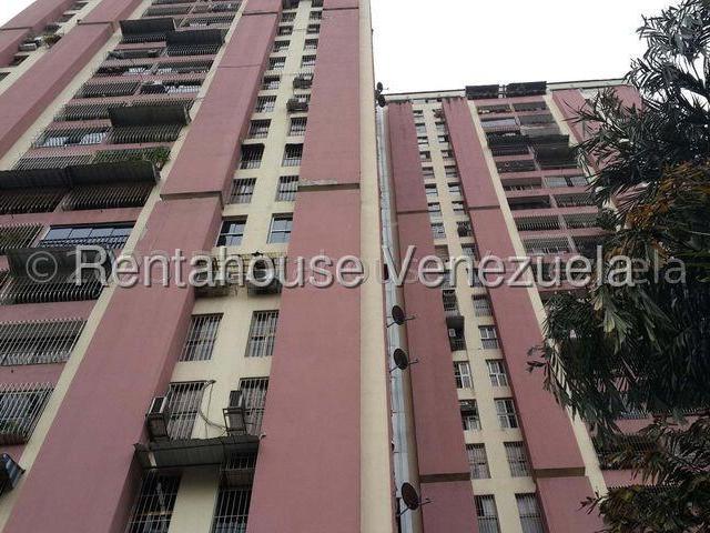 Apartamento en Venta en El Paraiso, Caracas