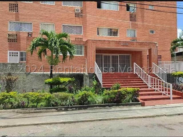 Apartamento en Venta en El Recreo, La Victoria