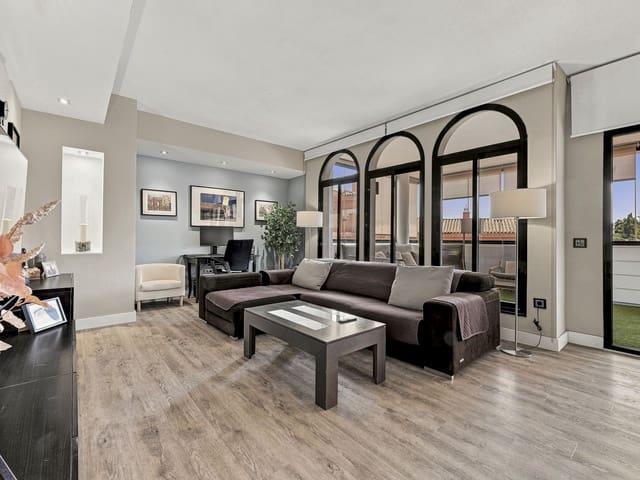 Apartamento en venta en Elviria, Málaga Costa del Sol